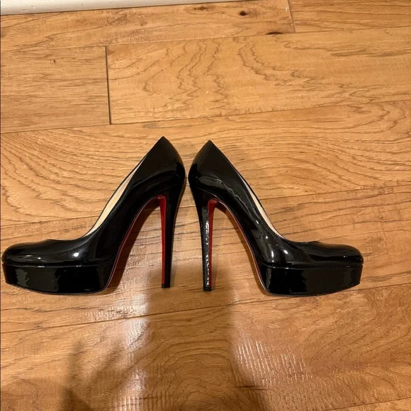 Christian louboutin heels - Picture 3 of 6